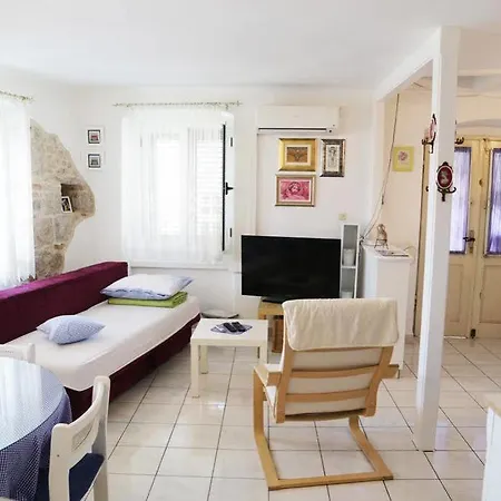 Pina Διαμέρισμα Σπλιτ