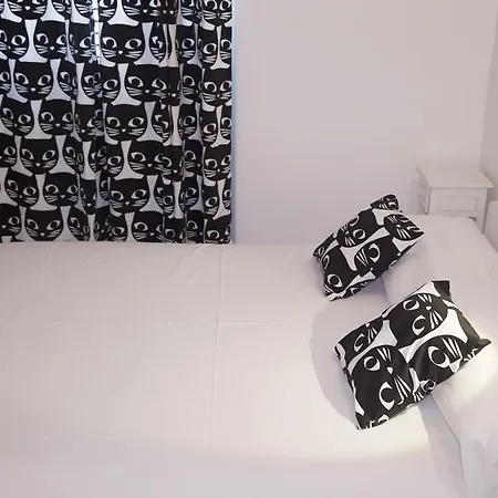 Pina アパート スプリト