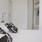Pina 스플리트